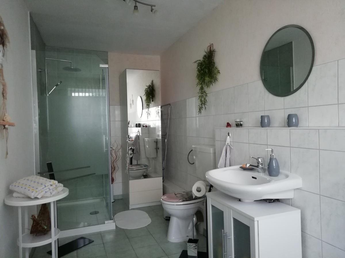 Ferienwohnung Zur Alten Schule Прицвалк Екстериор снимка